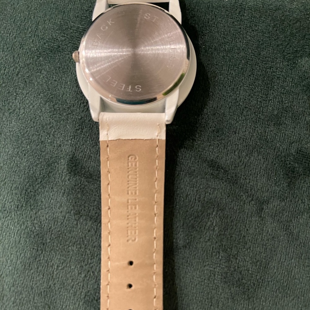 Hello Kitty Watch - Picture 3 of 5